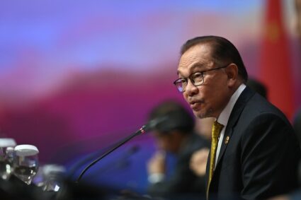 PM Malaysia Anwar Ibrahim Turut Soroti Gus Miftah yang Nista Penjual Teh